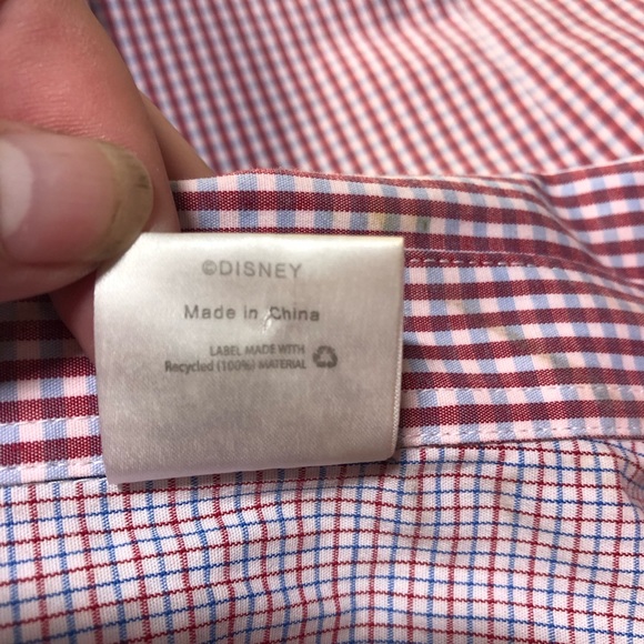 Disney Men’s Checkered short sleeve button up but looks small see measurements - Picture 10 of 13